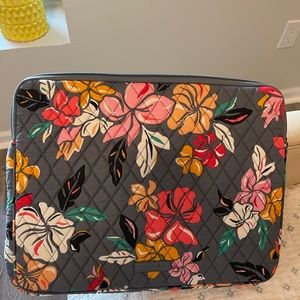 Vera Bradley laptop back 14”x11” new with tags